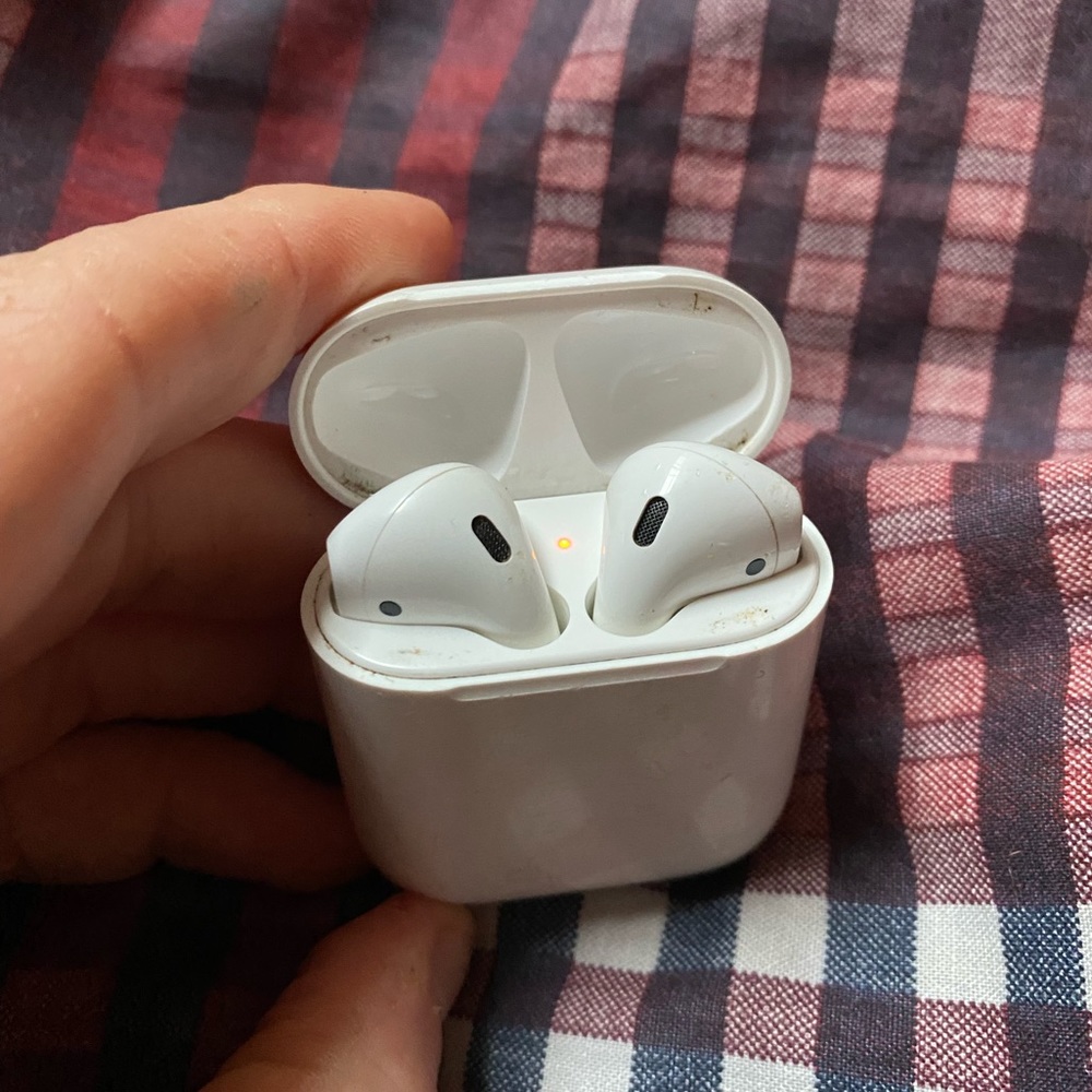 Air pods generation 2